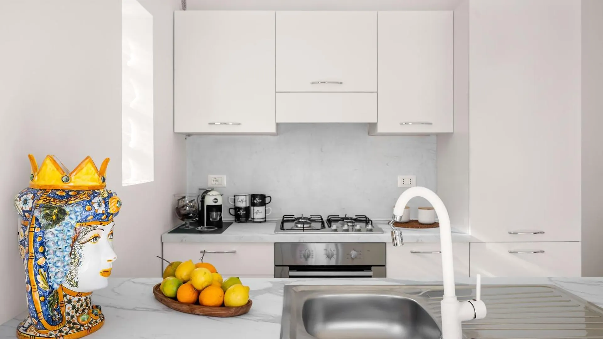 Blu House Apartment Terrasini 0*,  Italy