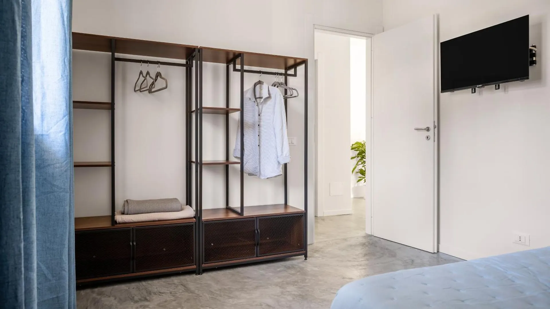 Blu House Apartment Terrasini Italy